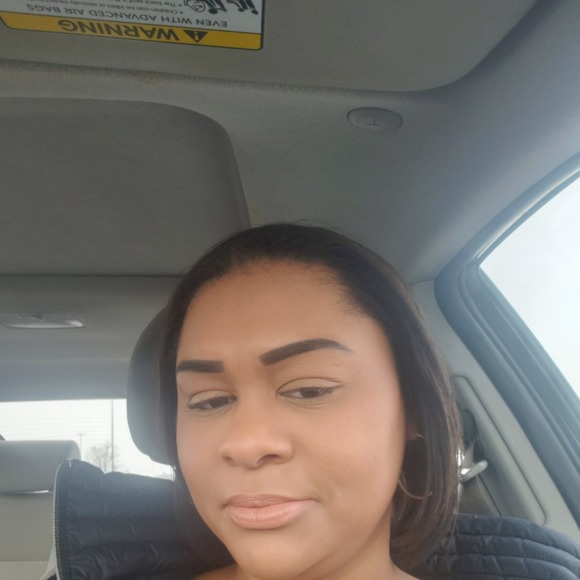 Meet your Posher, Bianca - Picture 1 of 1